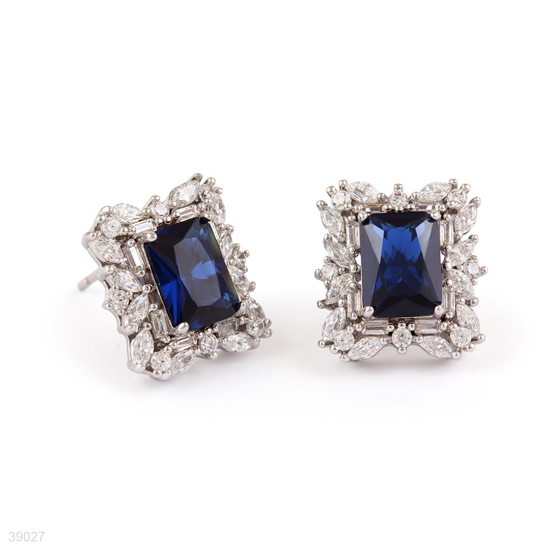 earing 3a zc rectangle lux-silver-red