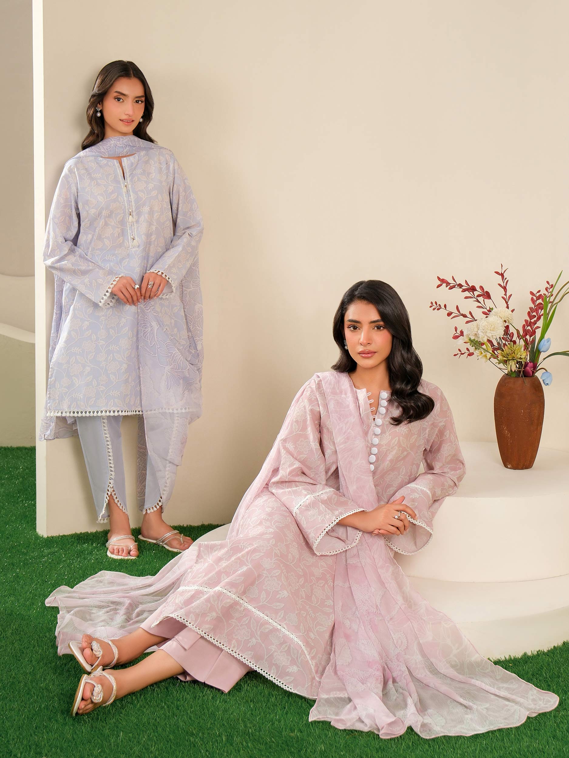 3 Piece Lawn Suit-Printed (Unstitched)